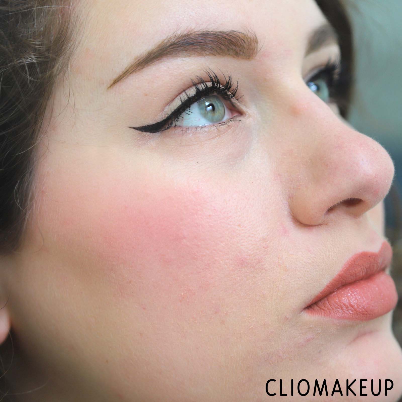 cliomakeup-recensione-blush-kiko-sweetheart-baked-blush-14