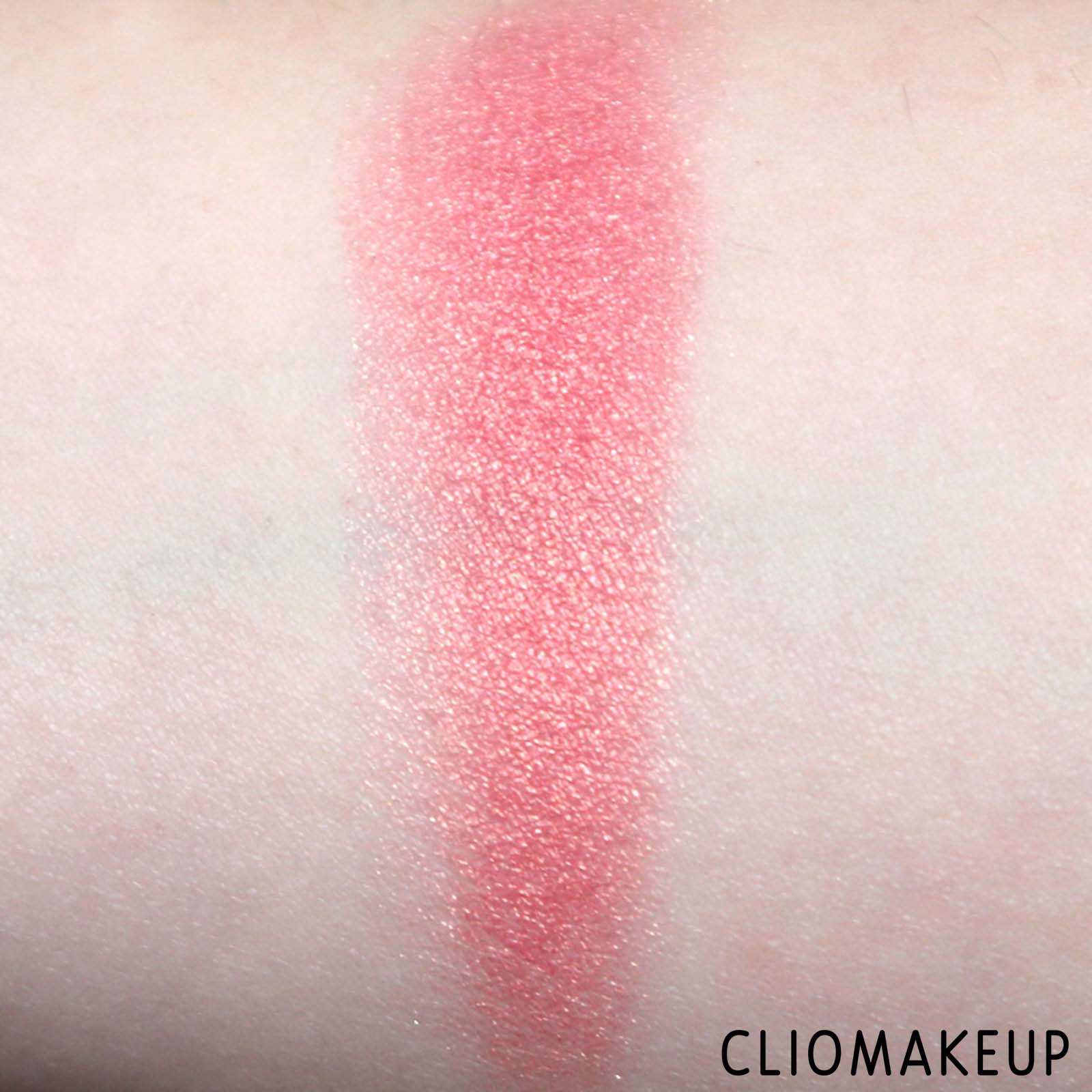 cliomakeup-recensione-blush-kiko-sweetheart-baked-blush-6