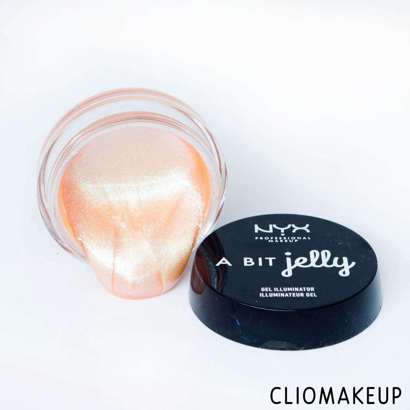 cliomakeup-recensione-illuminante-nyx-a-bit-jelly-gel-illuminator-5