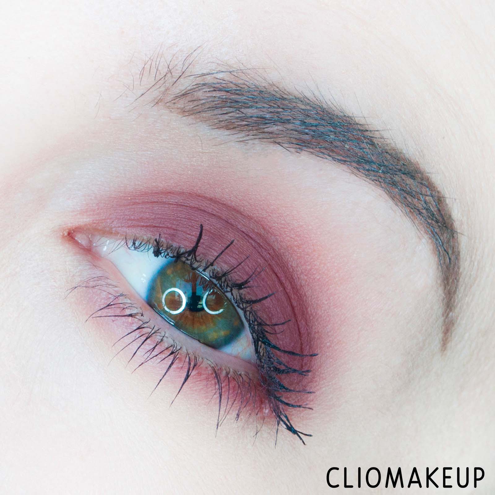 cliomakeup-recensione-palette-kat-von-d-lolita-eyeshadow-palette-11