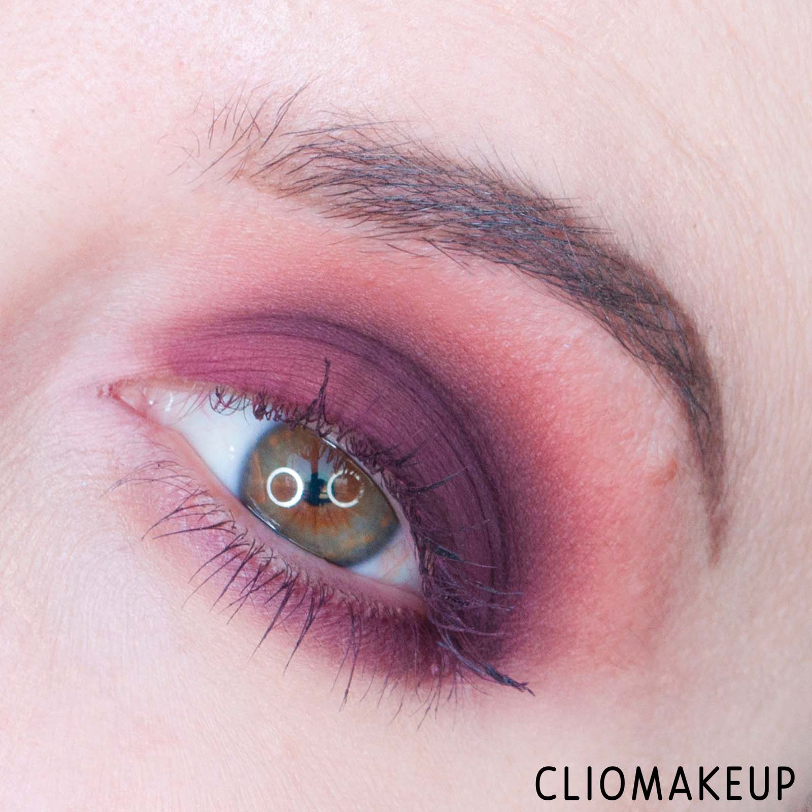 cliomakeup-recensione-palette-kat-von-d-lolita-eyeshadow-palette-15