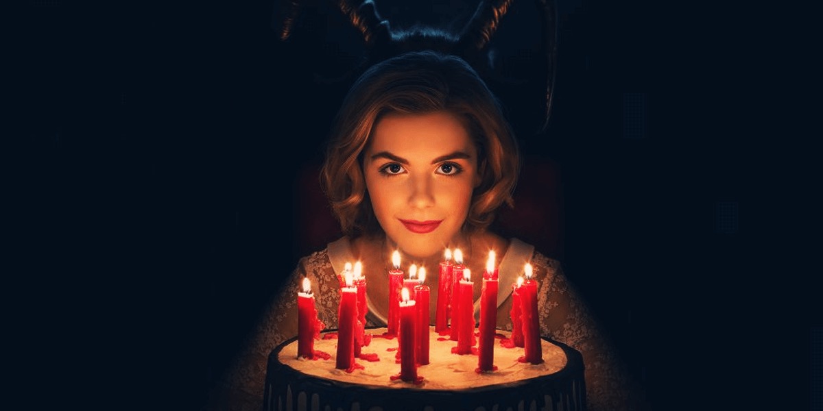 cliomakeup-terrificanti-avventure-sabrina-netflix-beauty-looks-15-torta-compleanno