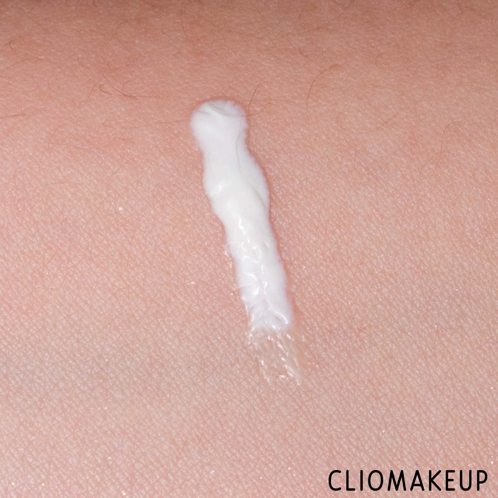 cliomakeup-recensione-colla-ciglia-finte-essence-peel-off-lash-glue-9