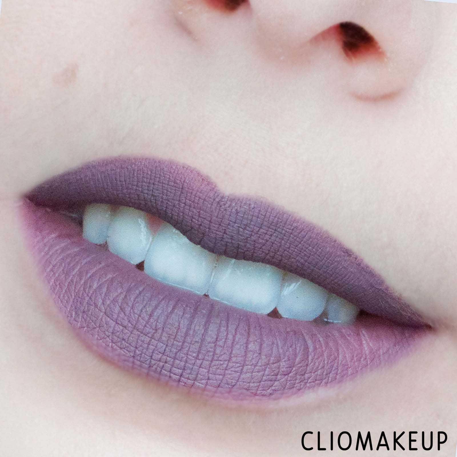 cliomakeup-recensione-dupe-jeffree-star-cosmetics-velour-liquid-lipstick-nyx-lingerie-liquid-lipstick-12