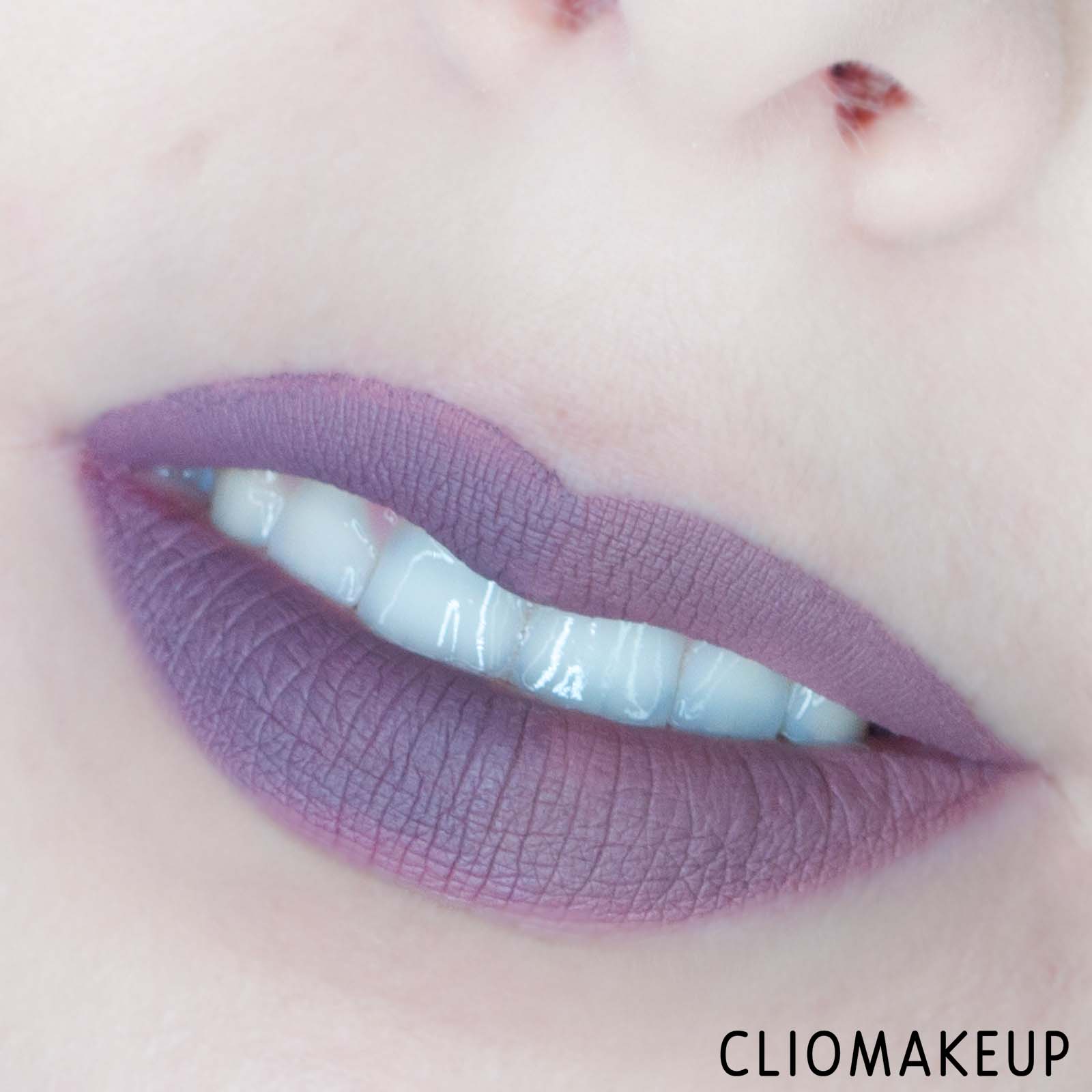 cliomakeup-recensione-dupe-jeffree-star-cosmetics-velour-liquid-lipstick-nyx-lingerie-liquid-lipstick-13