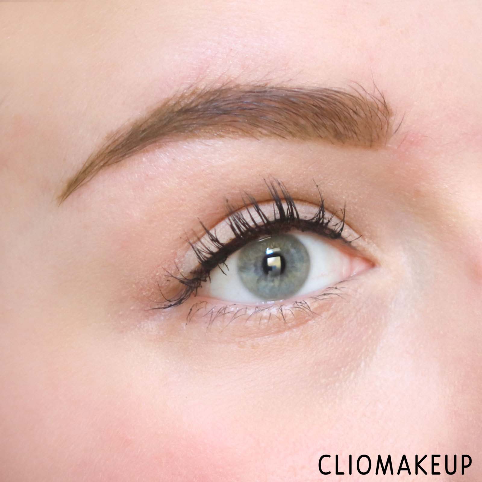 cliomakeup-recensione-eyeliner-essence-superfine-eyeliner-pen-10