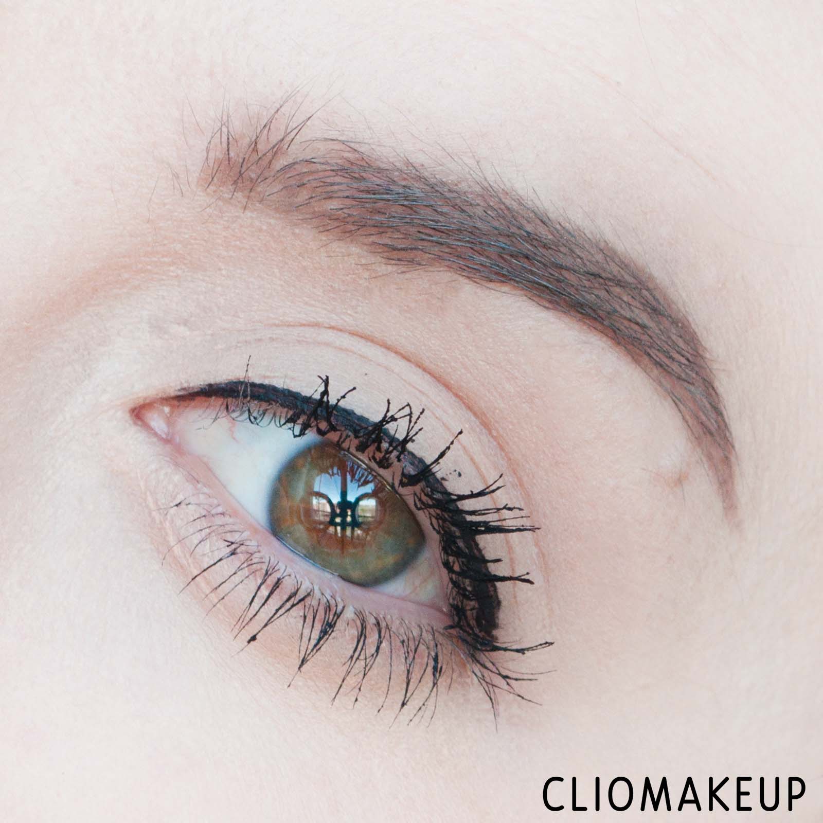 cliomakeup-recensione-eyeliner-essence-the-dip-eyeliner-waterproof-10