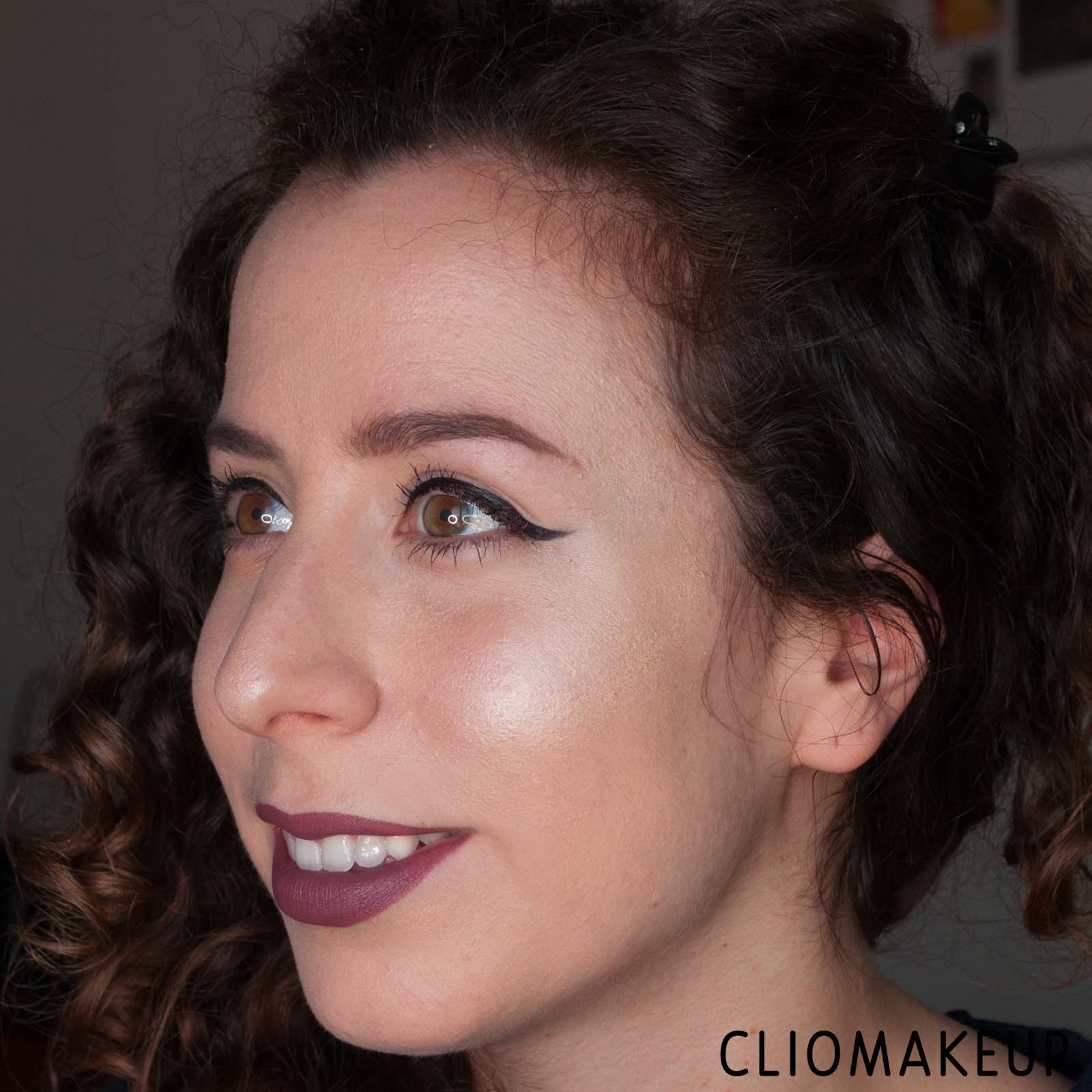 cliomakeup-recensione-illuminante-stick-ysl-touche-eclat-shimmer-stick-11