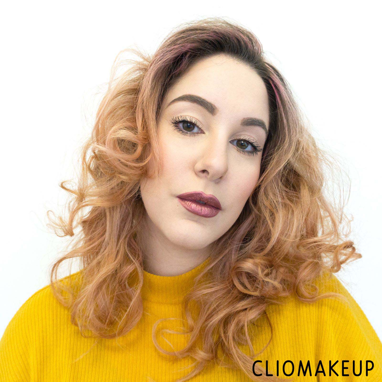 cliomakeup-recensione-rossetto-liquido-kat-von-d-everlasting-glimmer-veil-lolita-12