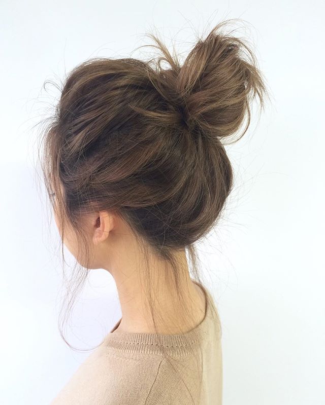 cliomakeup-tagli-acconciature-capelli-fini-16.messy-buns