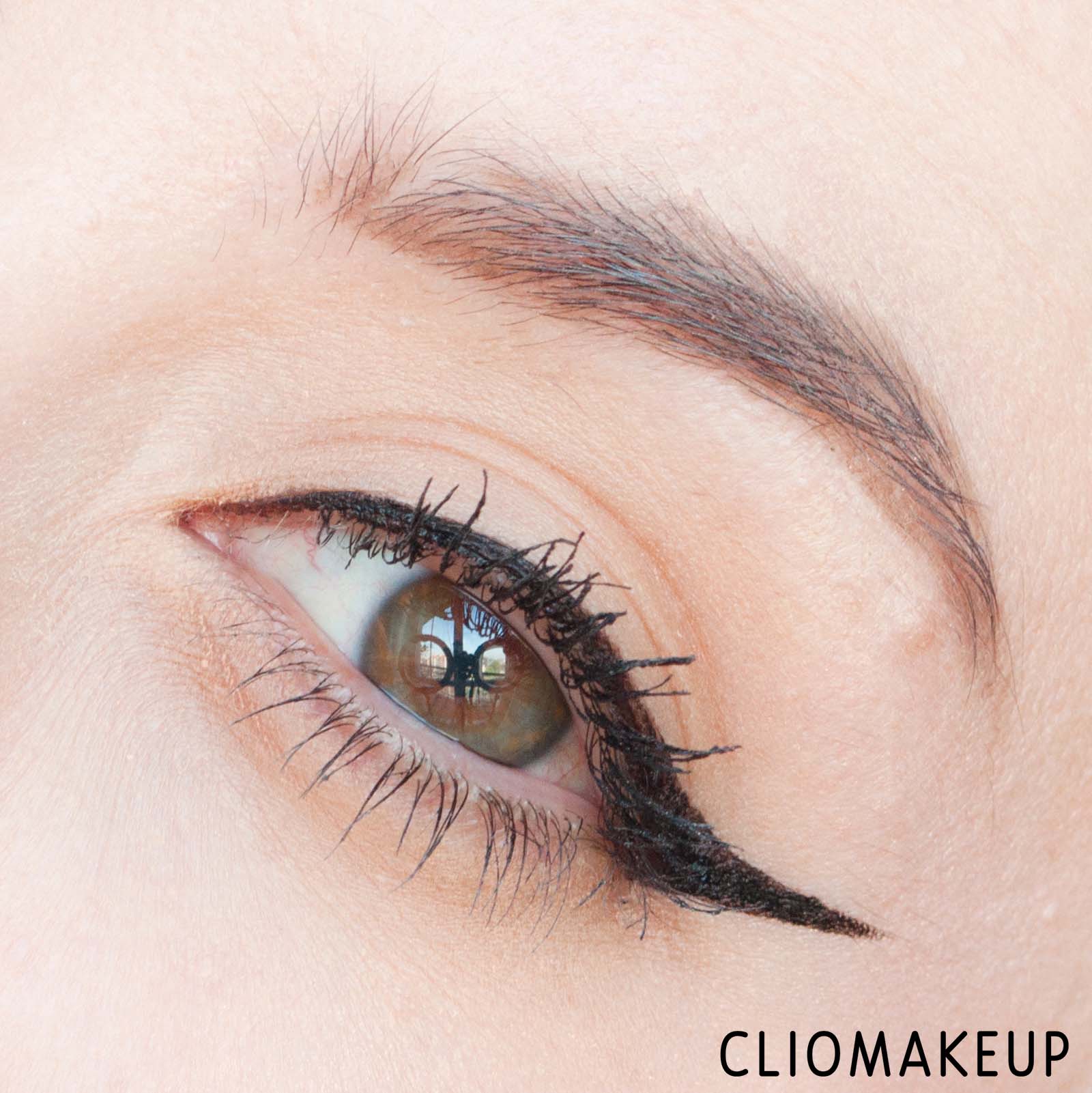 cliomakeup-recensione-eyeliner-l'oreal-flash-cat-eye-by-superliner-12