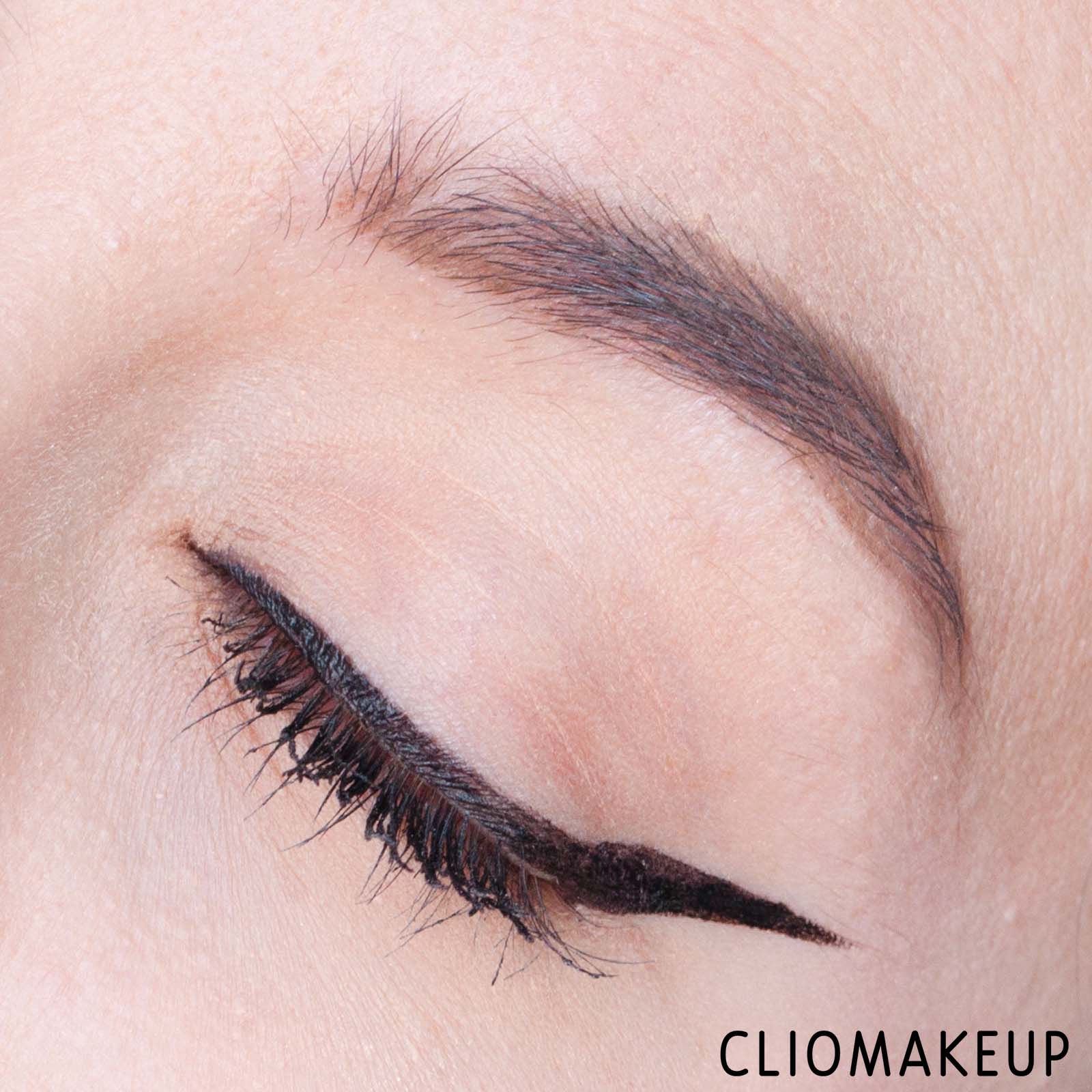 cliomakeup-recensione-eyeliner-l'oreal-flash-cat-eye-by-superliner-13