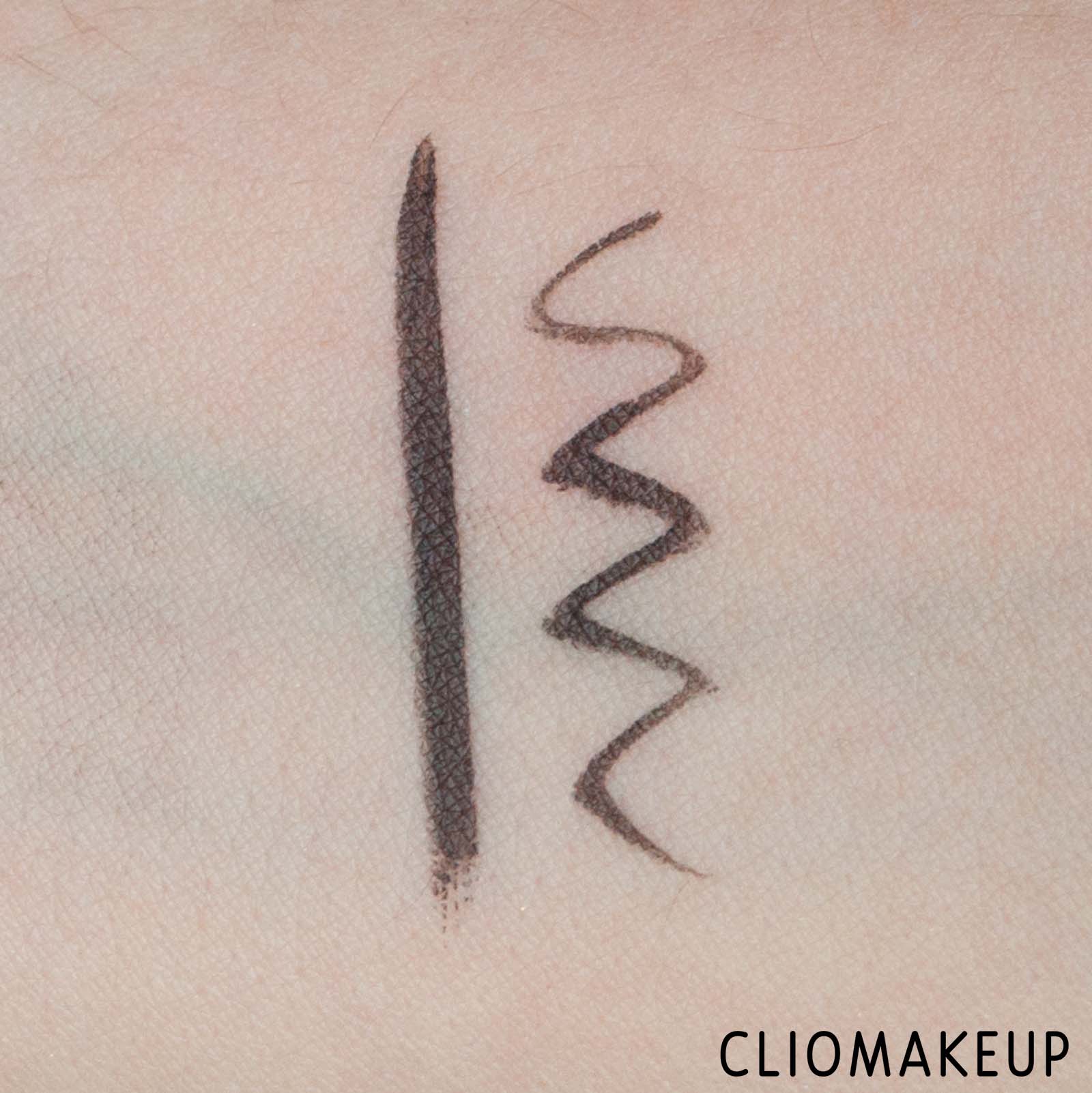 cliomakeup-recensione-eyeliner-l'oreal-flash-cat-eye-by-superliner-6