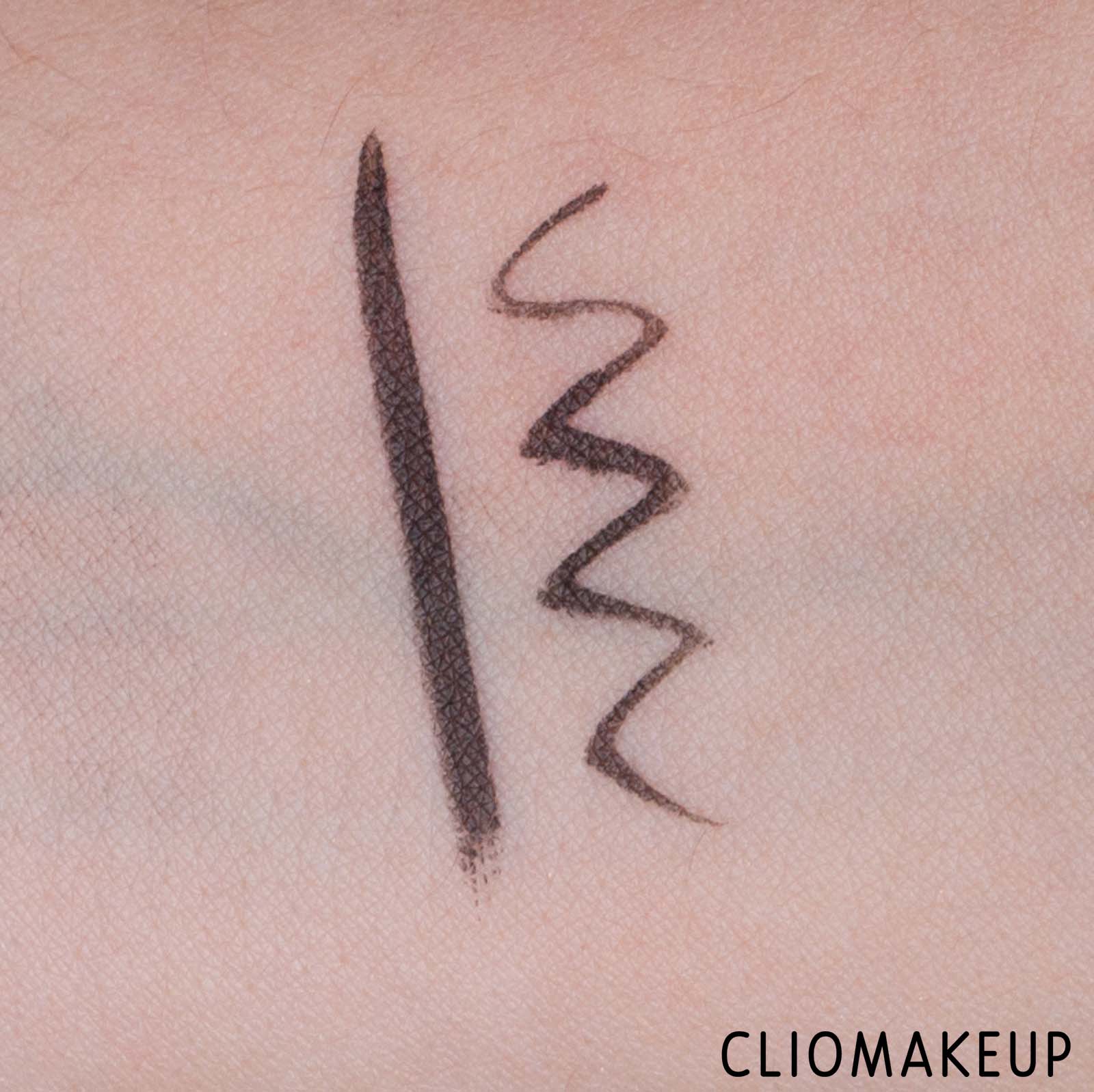 cliomakeup-recensione-eyeliner-l'oreal-flash-cat-eye-by-superliner-7