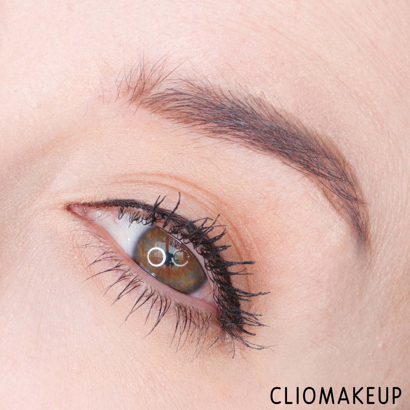 cliomakeup-recensione-eyeliner-l'oreal-flash-cat-eye-by-superliner-9