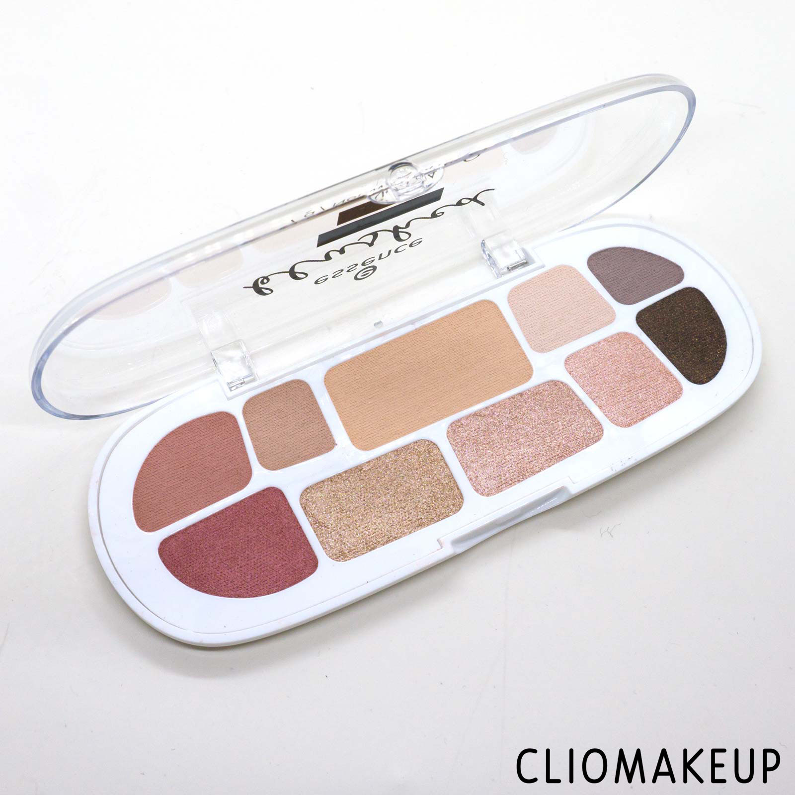 cliomakeup-recensione-palette-essence-blushed-eyeshadow-palette-4