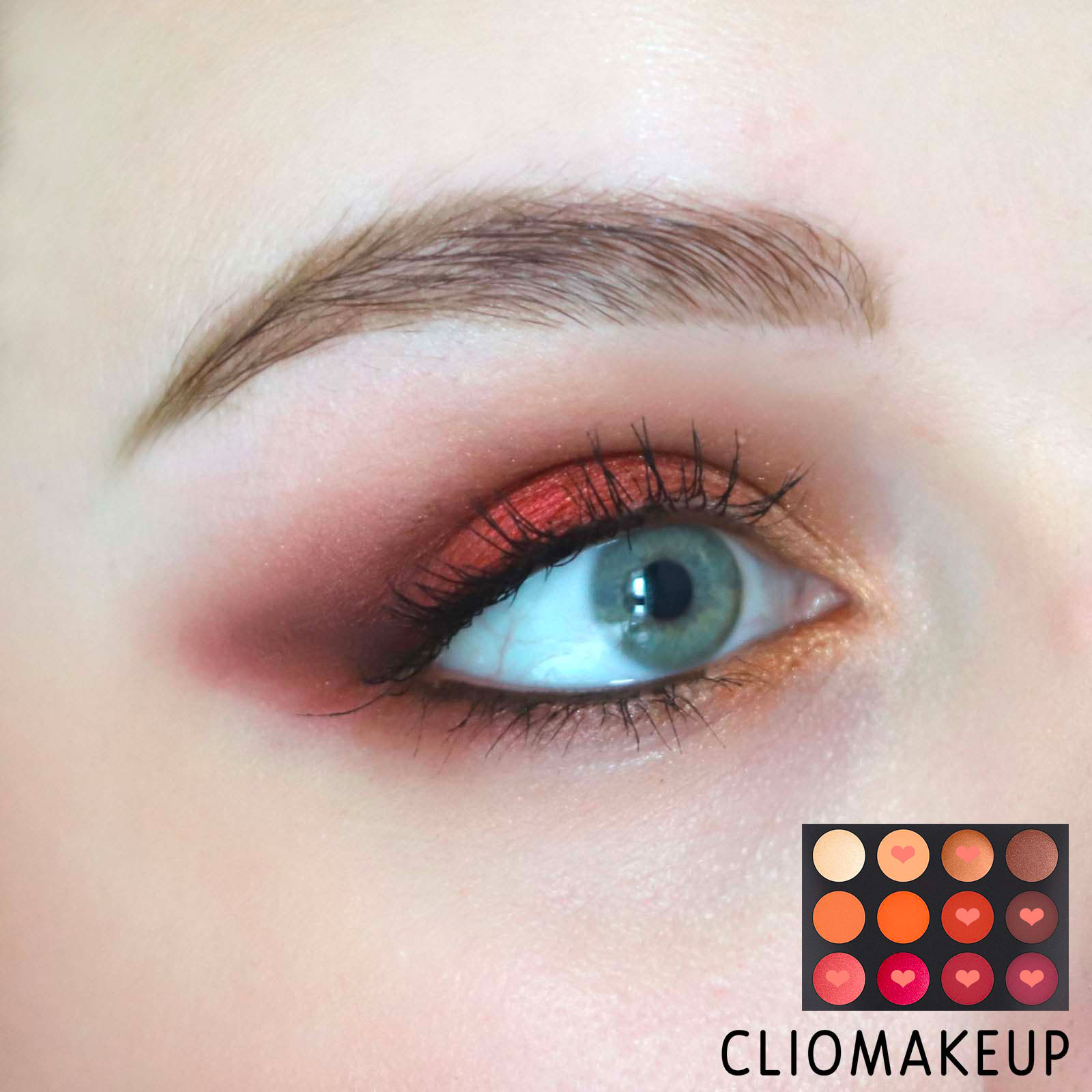 cliomakeup-recensione-palette-mac-art-library-flame-boyant-13