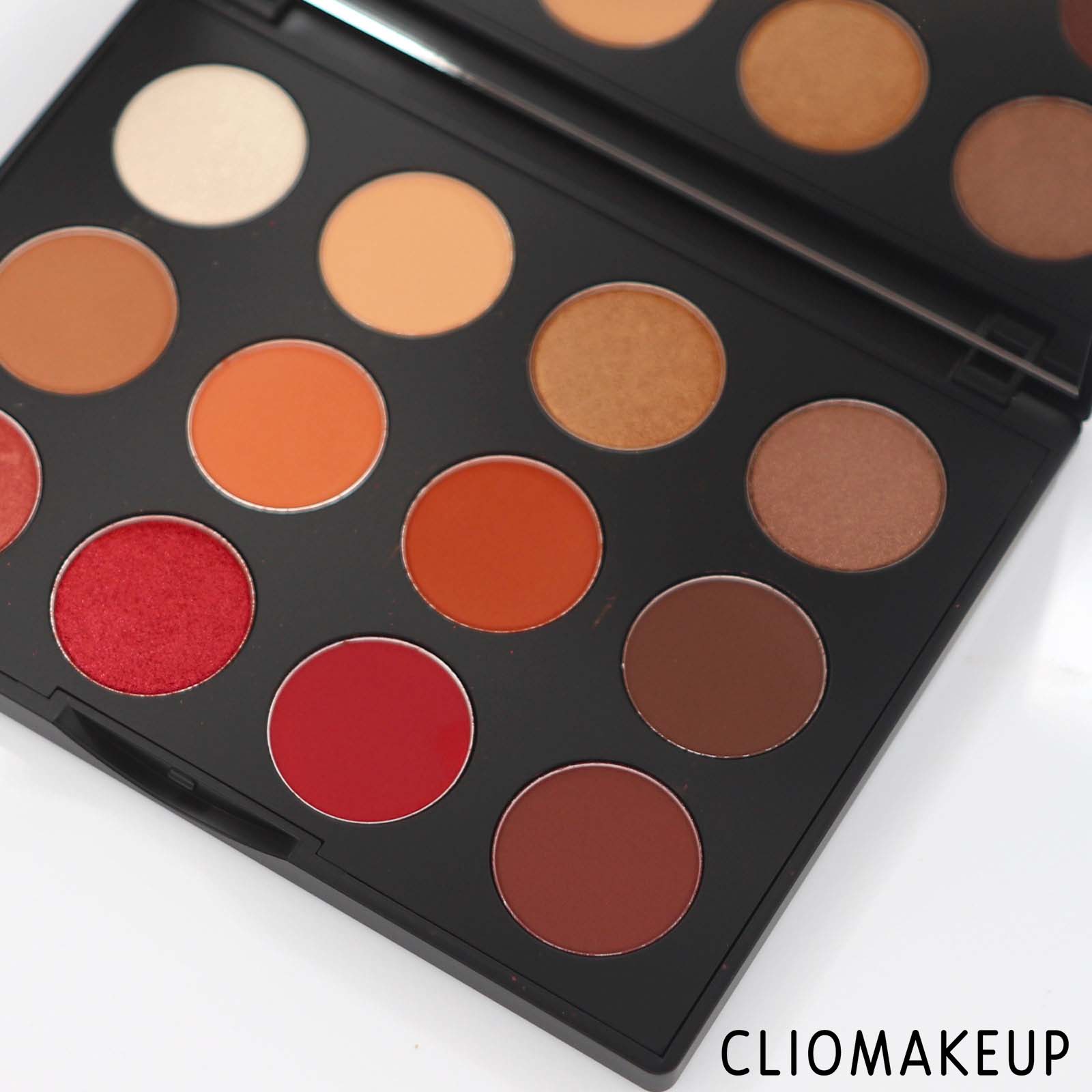 cliomakeup-recensione-palette-mac-art-library-flame-boyant-5