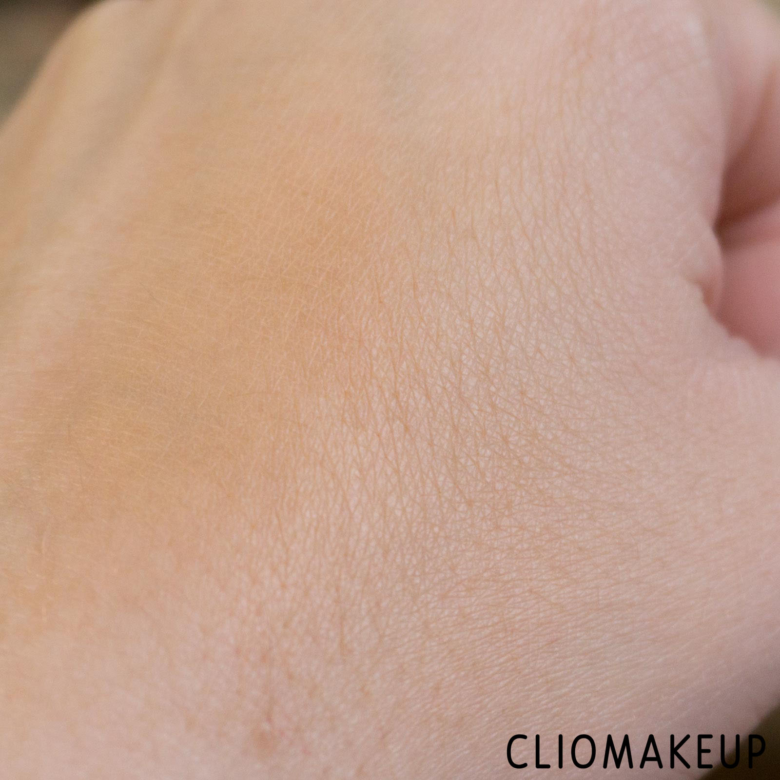 cliomakeup-recensione-terra-compatta-kiko-green-me-bronzer-8