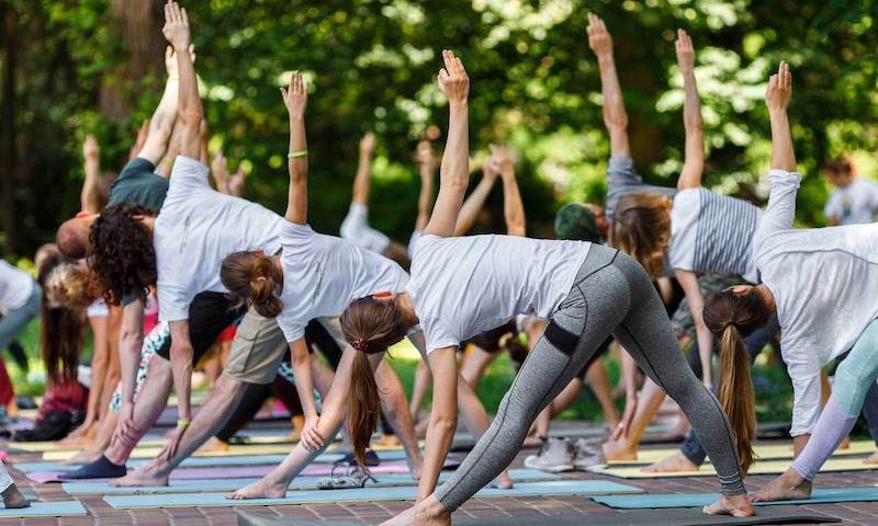 cliomakeup-remise-en-forme-15-yoga-nel-parco