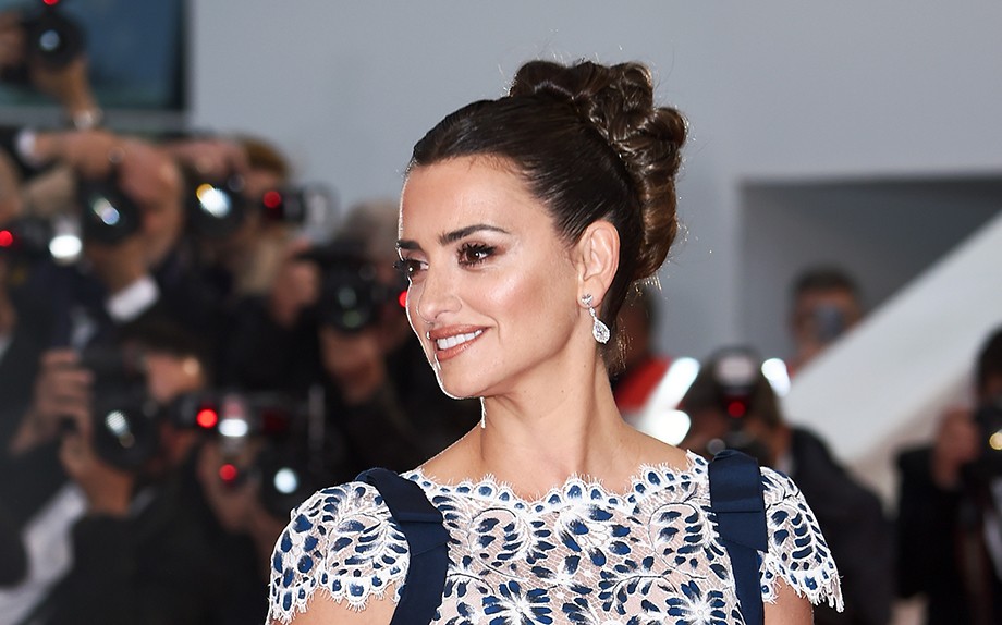 Cliomakeup-modi-fare-chignon-8-penelope-cruz