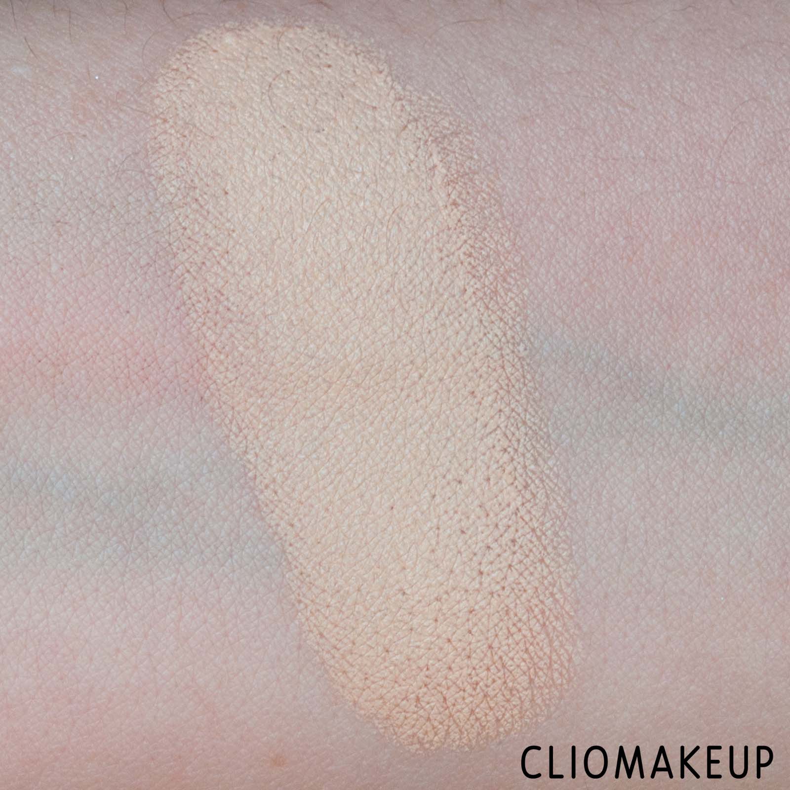 cliomakeup-recensione-correttore-marc-jacobs-accomplice-concealer-e-touch-up-stick-9