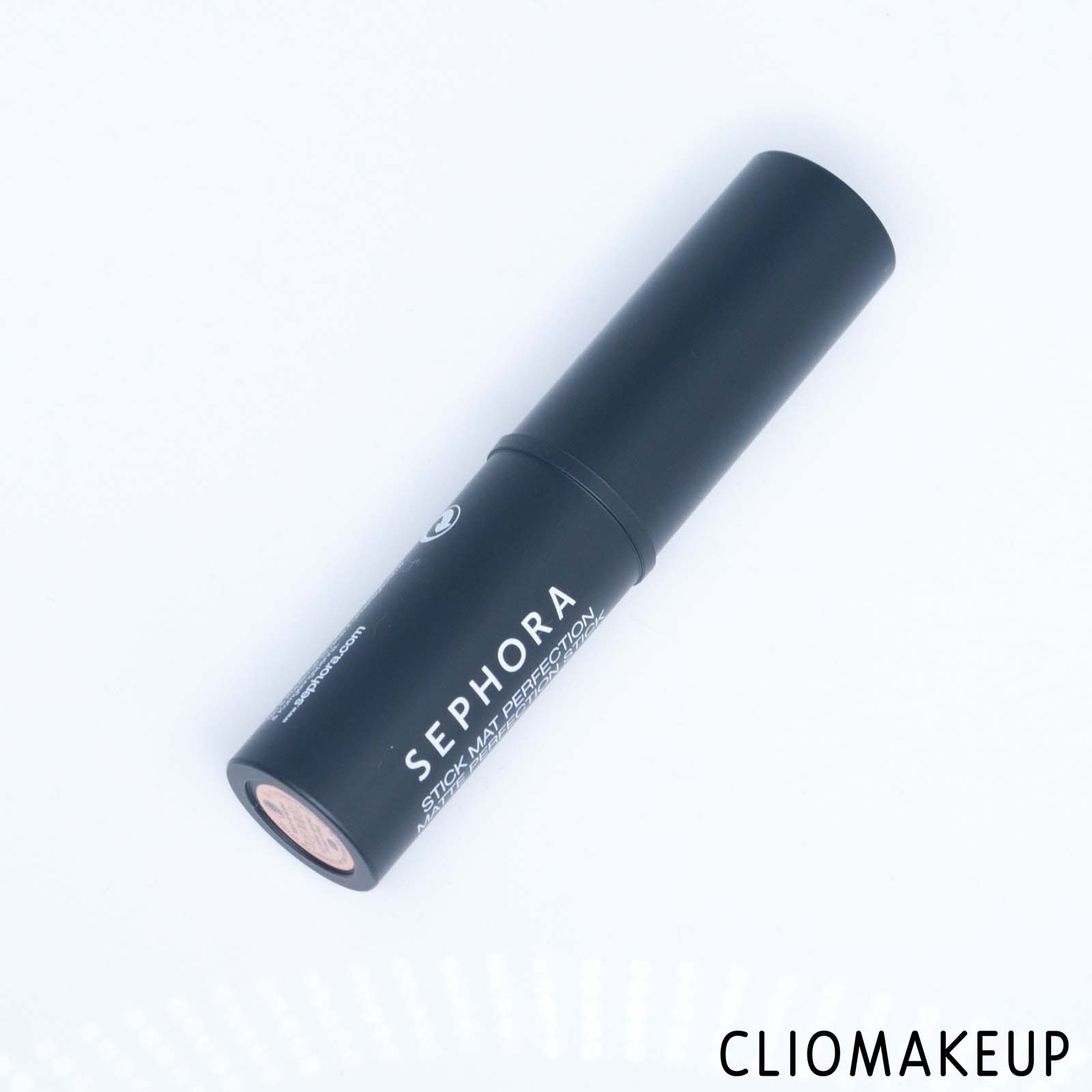 cliomakeup-recensione-fondotinta-sephora-stick-mat-perfection-foundation-e-concealer-2