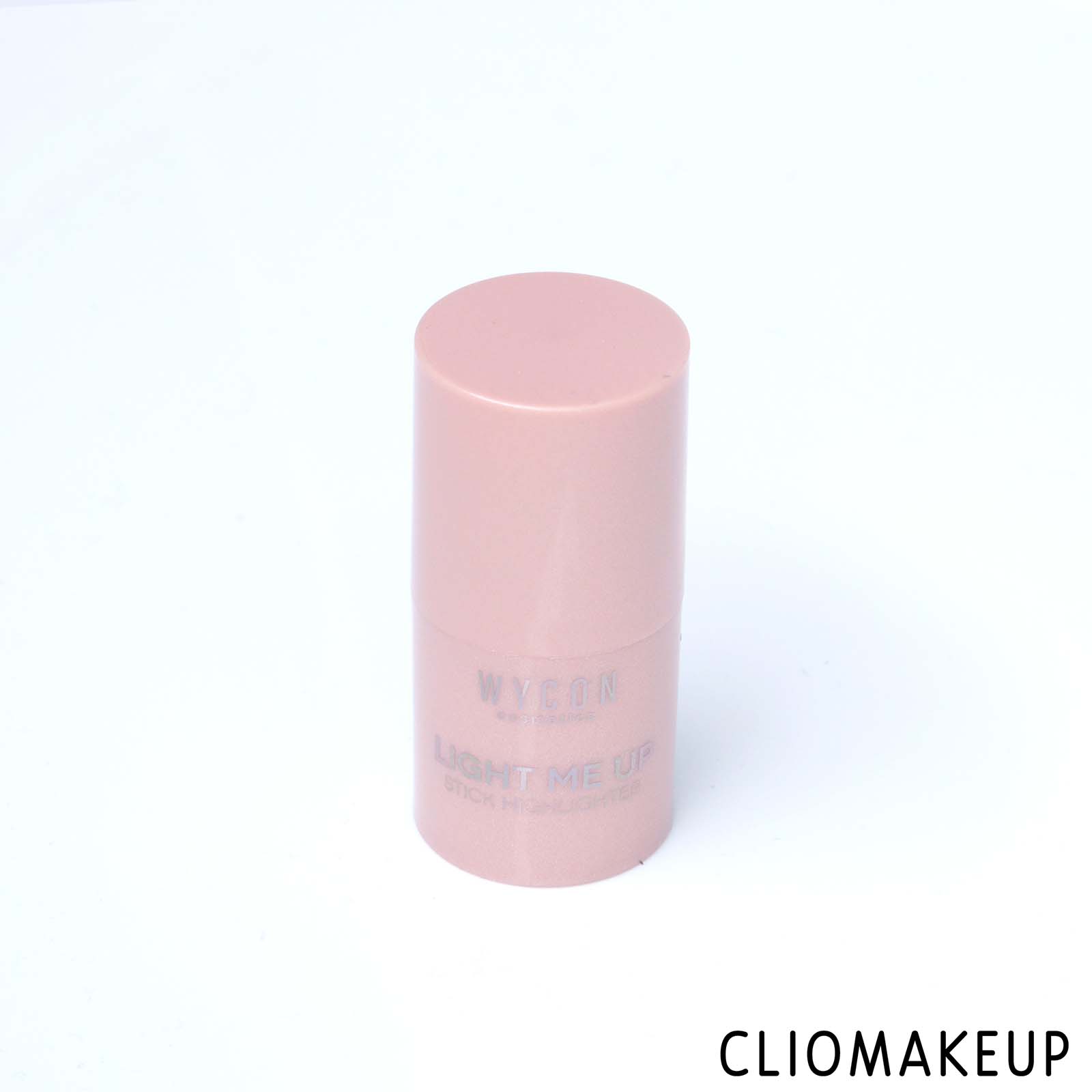 cliomakeup-recensione-illuminante-wycon-light-me-up-illuminante-in-stick-4