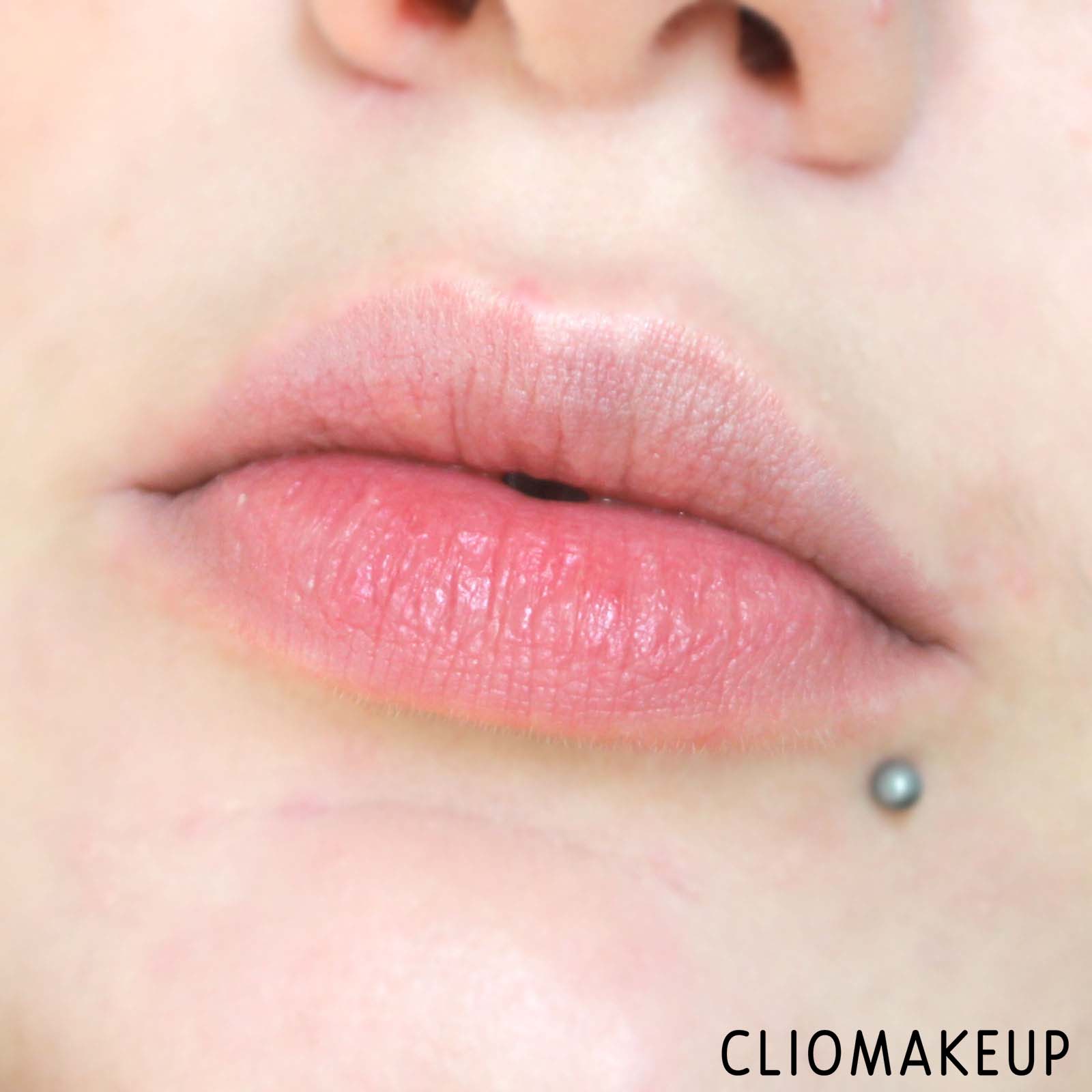 cliomakeup-recensione-rossetti-too-faced-peach-puff-diffused-matte-lip-color-10