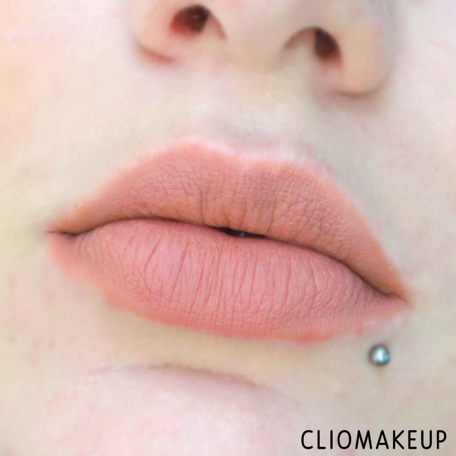 cliomakeup-recensione-rossetti-too-faced-peach-puff-diffused-matte-lip-color-14