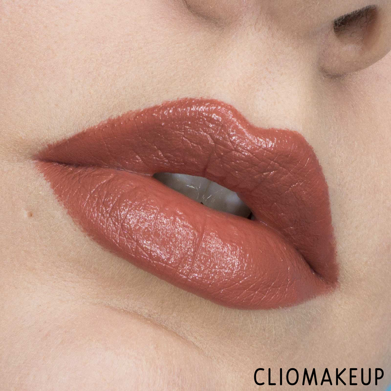 cliomakeup-recensione-rossetto-becca-ultimate-lipstick-love-11