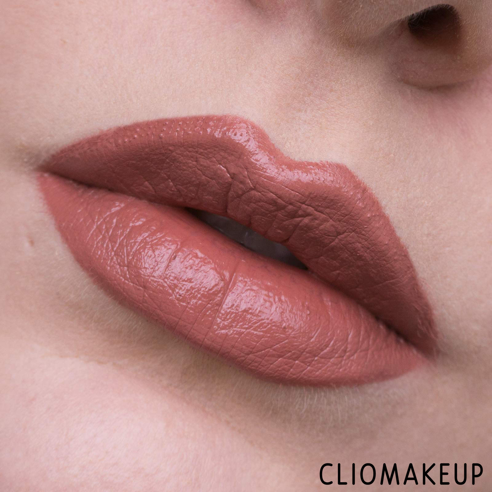 cliomakeup-recensione-rossetto-becca-ultimate-lipstick-love-14