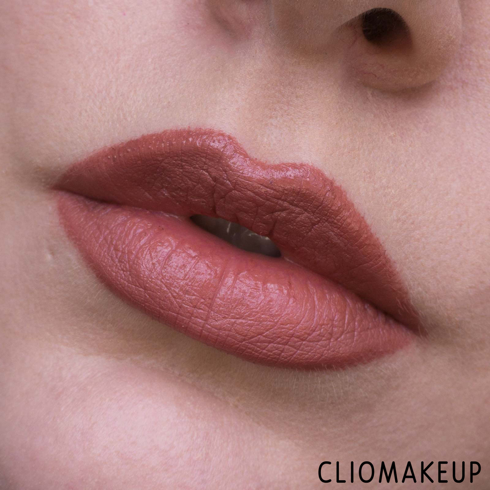 cliomakeup-recensione-rossetto-becca-ultimate-lipstick-love-16