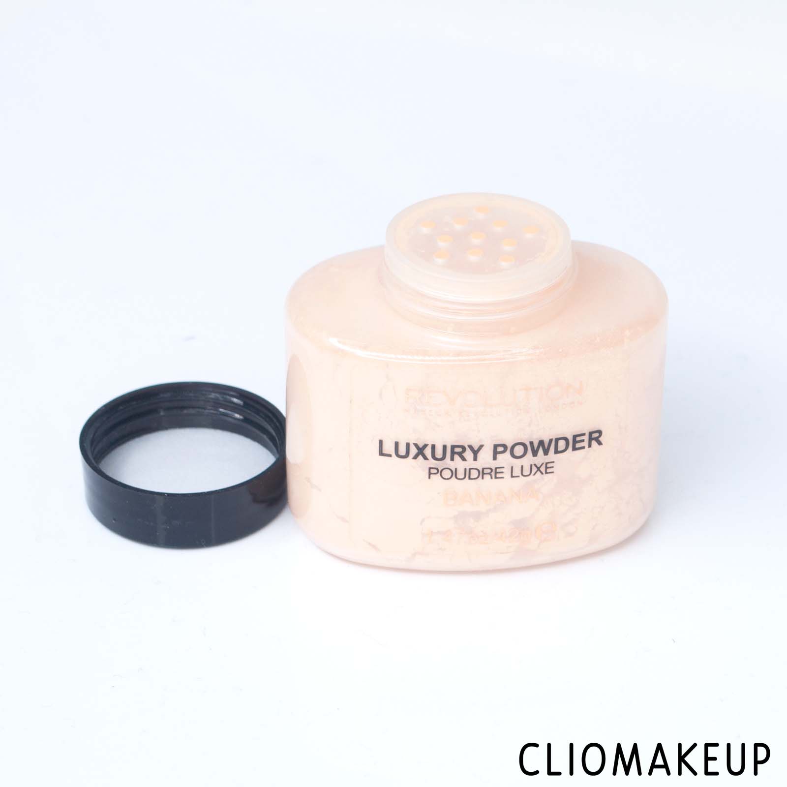 cliomakeup-recensione-cipria-makeup-revolution-luxury-powder-banana-4