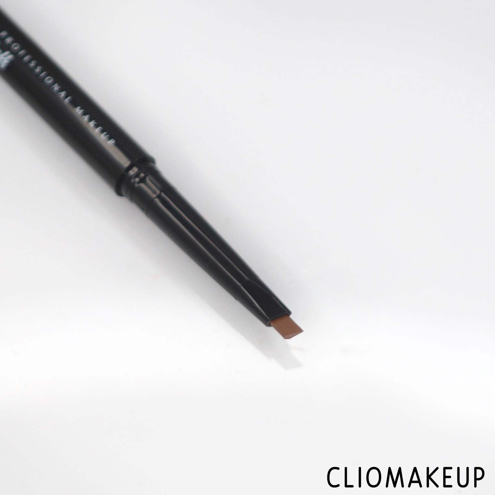 cliomakeup-recensione-matita-sopracciglia-nyx-fill-and-fluff-4