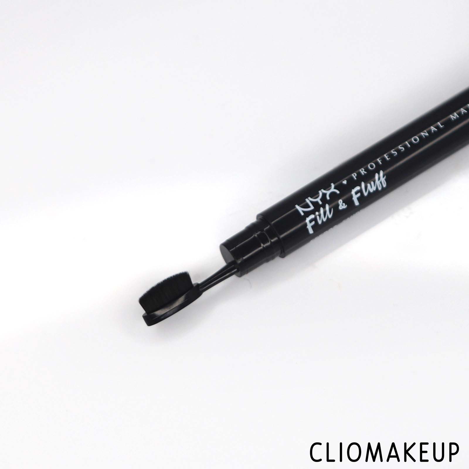 cliomakeup-recensione-matita-sopracciglia-nyx-fill-and-fluff-5