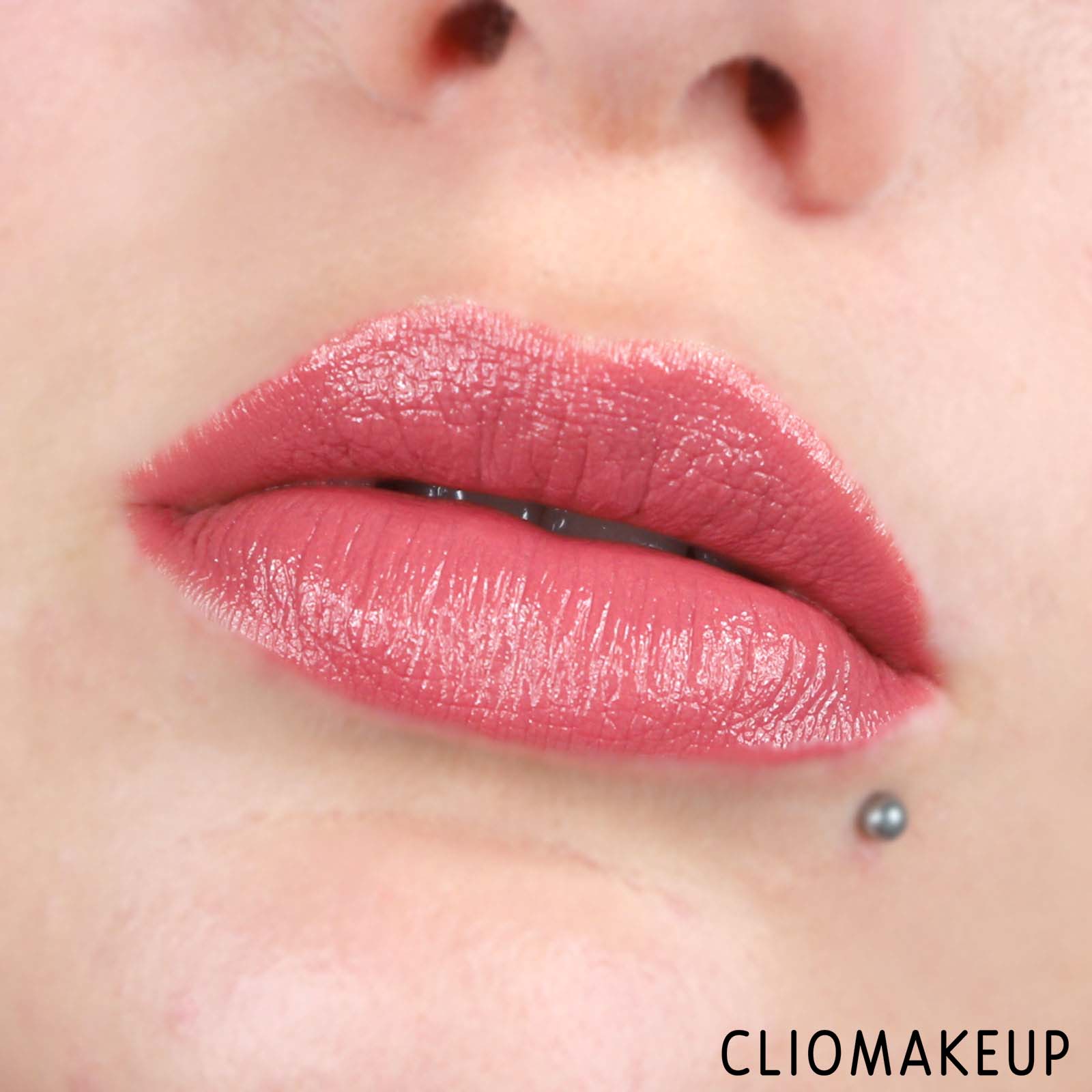 cliomakeup-recensione-rossetti-deborah-volume-vinyl-lipstick-11