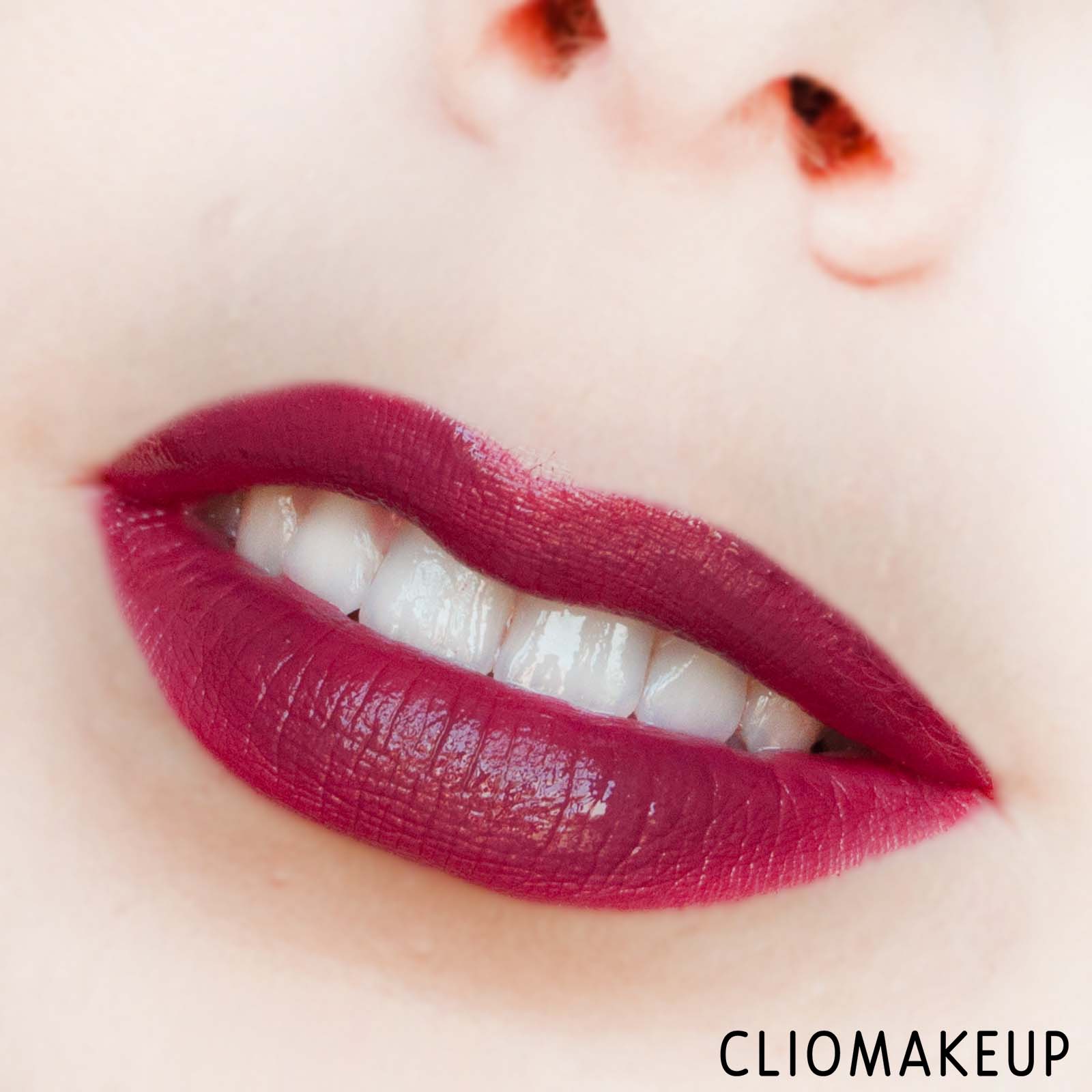 cliomakeup-recensione-rossetti-liquidi-wycon-lumi-matt-creamy-lipstick-10