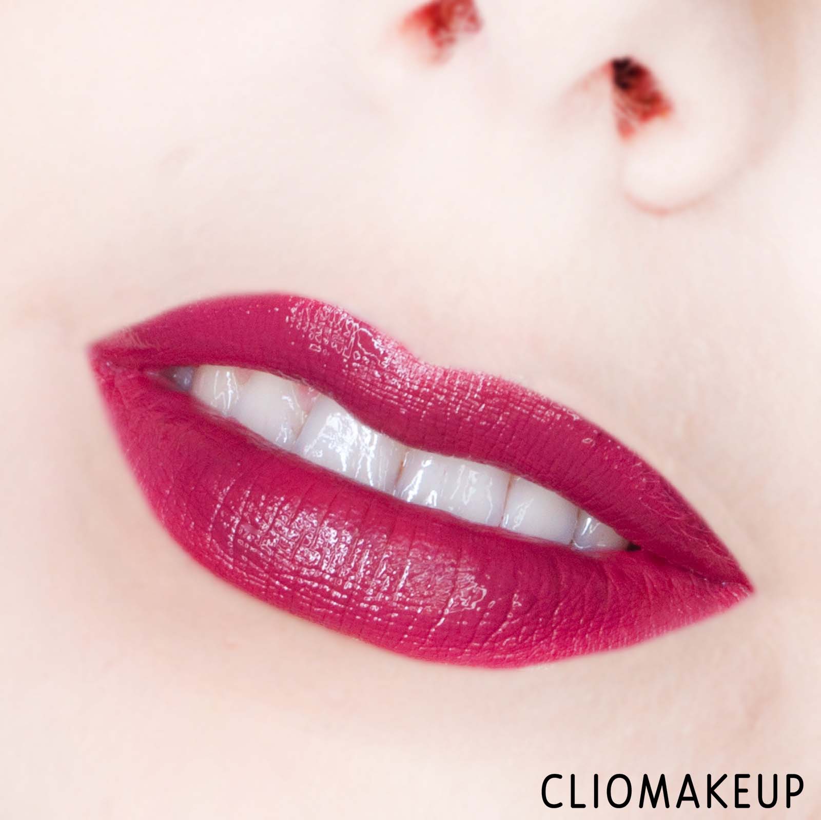 cliomakeup-recensione-rossetti-liquidi-wycon-lumi-matt-creamy-lipstick-11