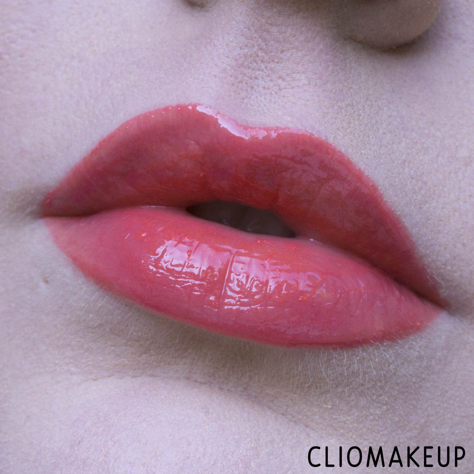 cliomakeup-recensione-rossetto-yves-saint-laurent-vernis-à-lèvres-water-stain-12