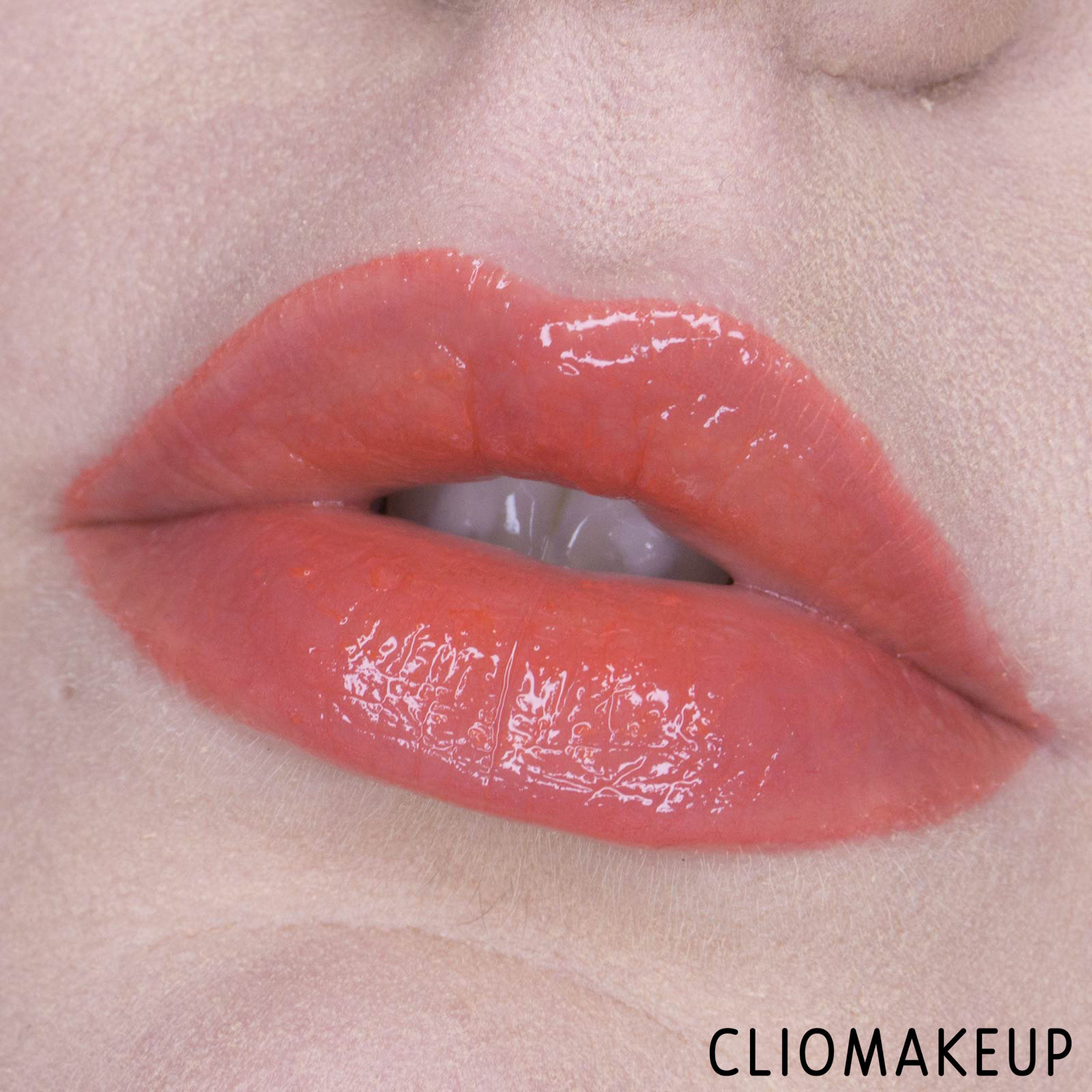 cliomakeup-recensione-rossetto-yves-saint-laurent-vernis-à-lèvres-water-stain-13