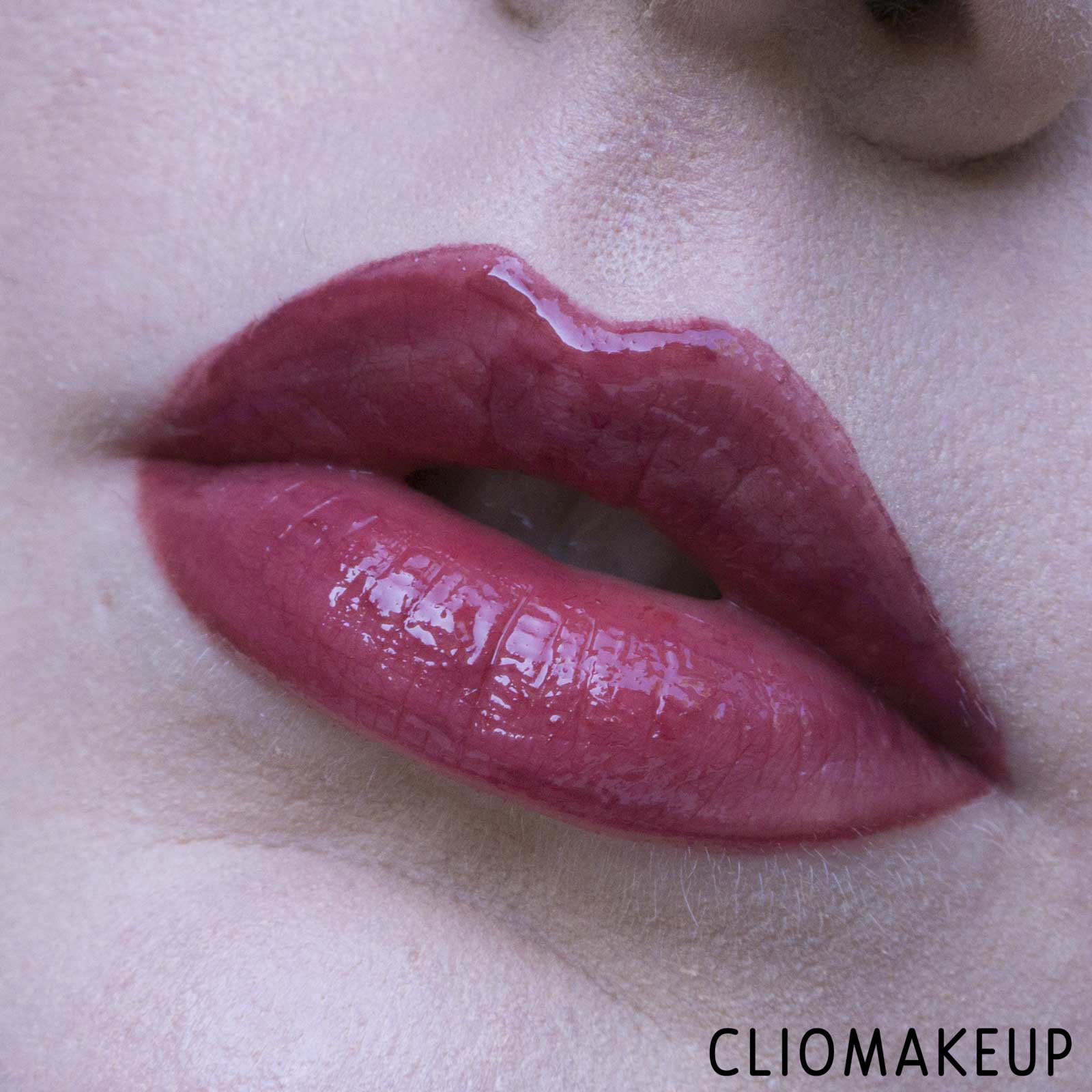 cliomakeup-recensione-rossetto-yves-saint-laurent-vernis-à-lèvres-water-stain-14