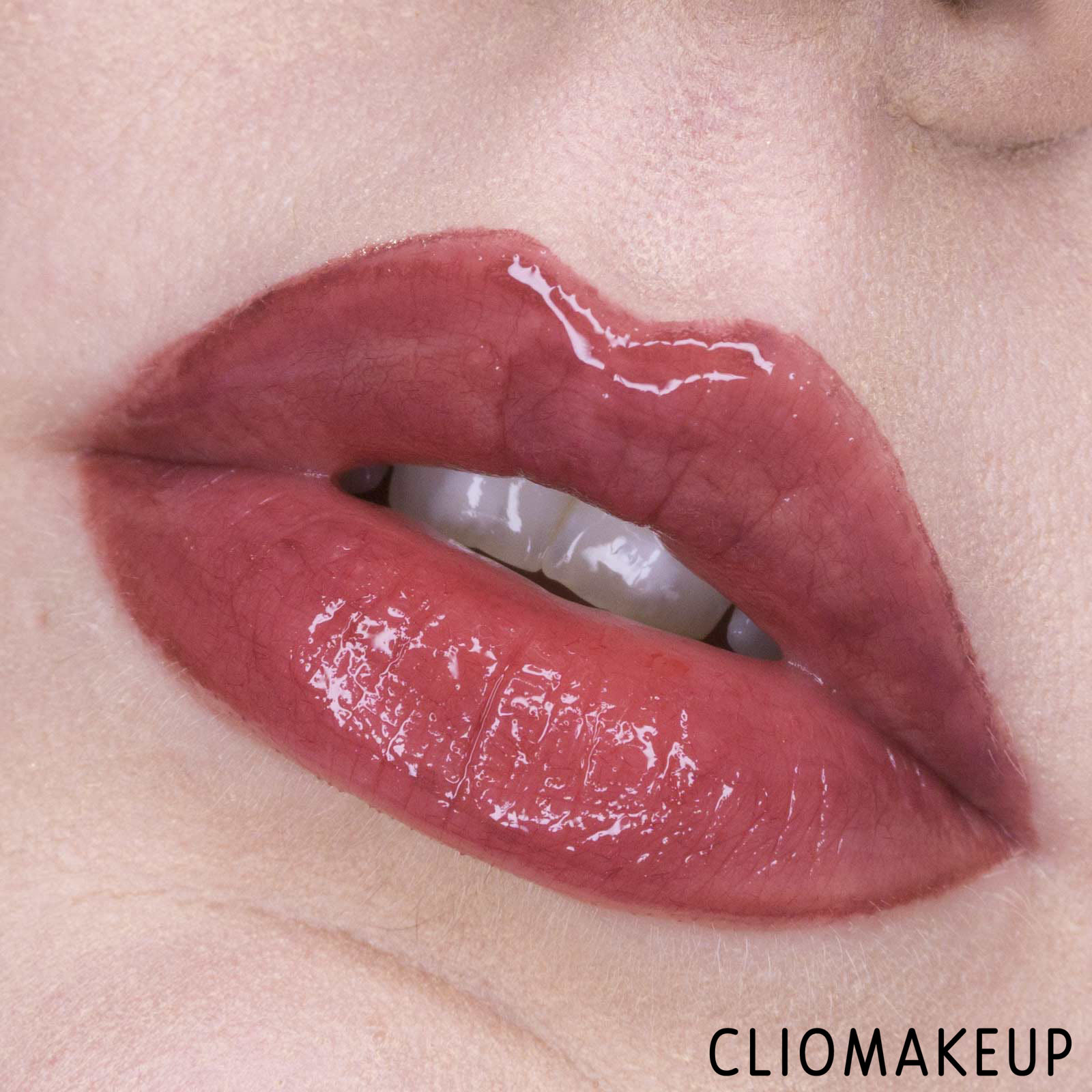 cliomakeup-recensione-rossetto-yves-saint-laurent-vernis-à-lèvres-water-stain-15