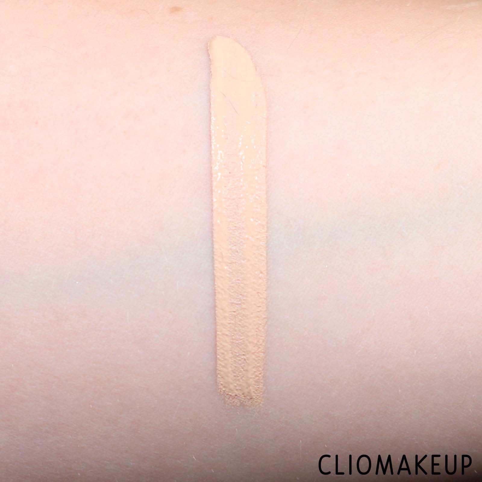 cliomakeup-recensione-correttore-jeffree-star-magic-star-concealer-7