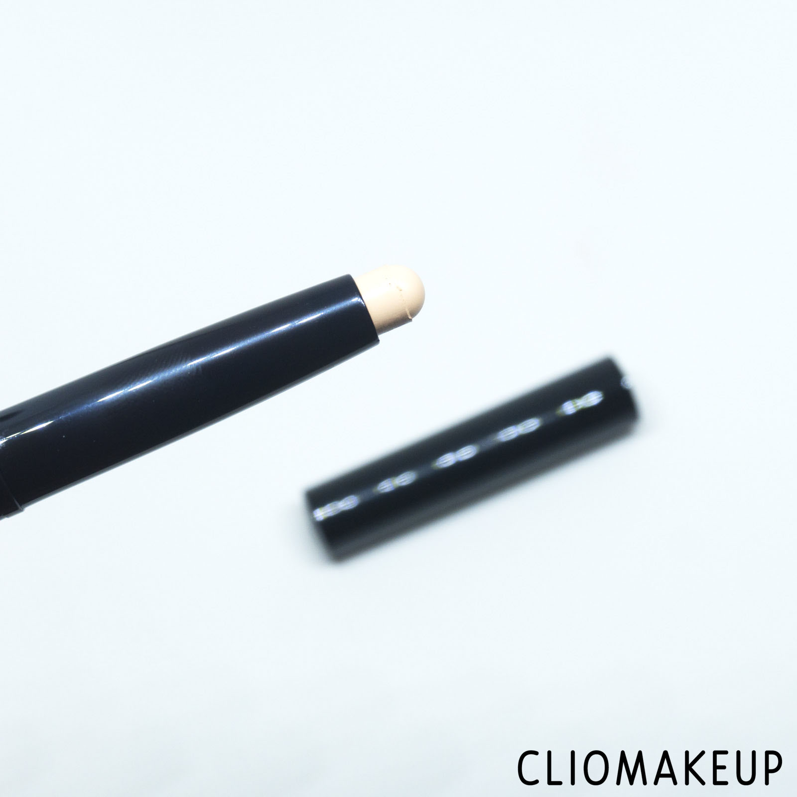 cliomakeup-recensione-correttore-kiko-universal-stick-concealer-5