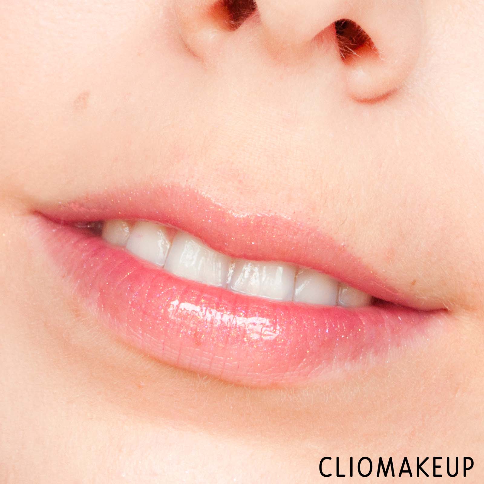 cliomakeup-recensione-gloss-nyx-filler-instinct-plumping-lip-polish-10