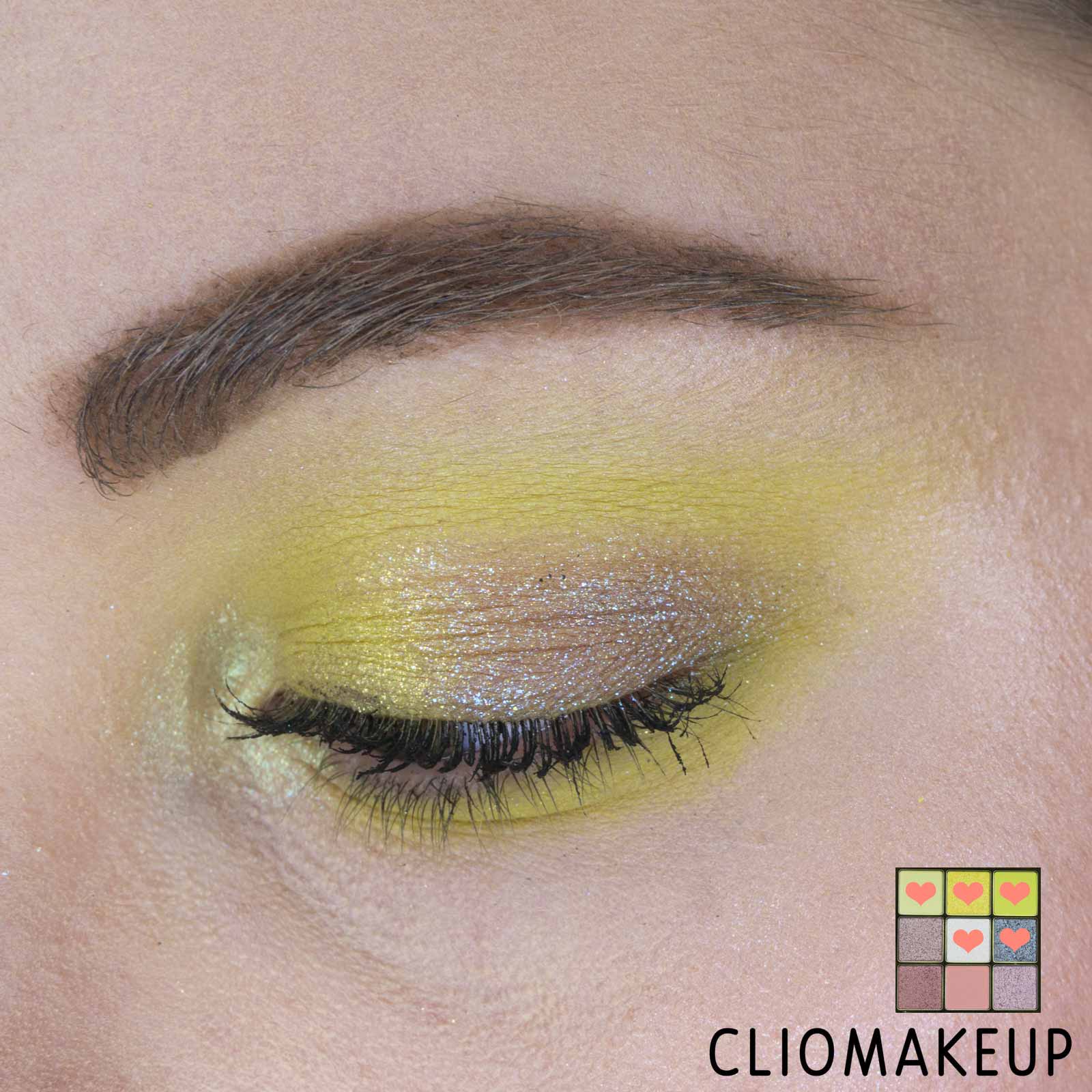 cliomakeup-recensione-palette-huda-beauty-neon-obsessions-neon-green-15