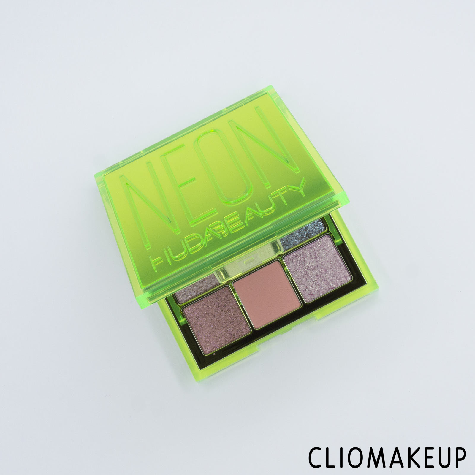 cliomakeup-recensione-palette-huda-beauty-neon-obsessions-neon-green-4