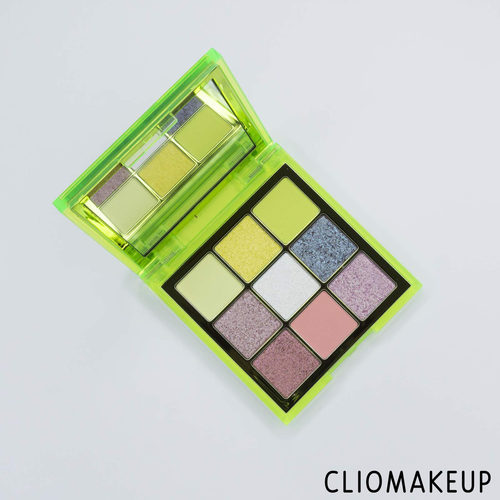 cliomakeup-recensione-palette-huda-beauty-neon-obsessions-neon-green-5