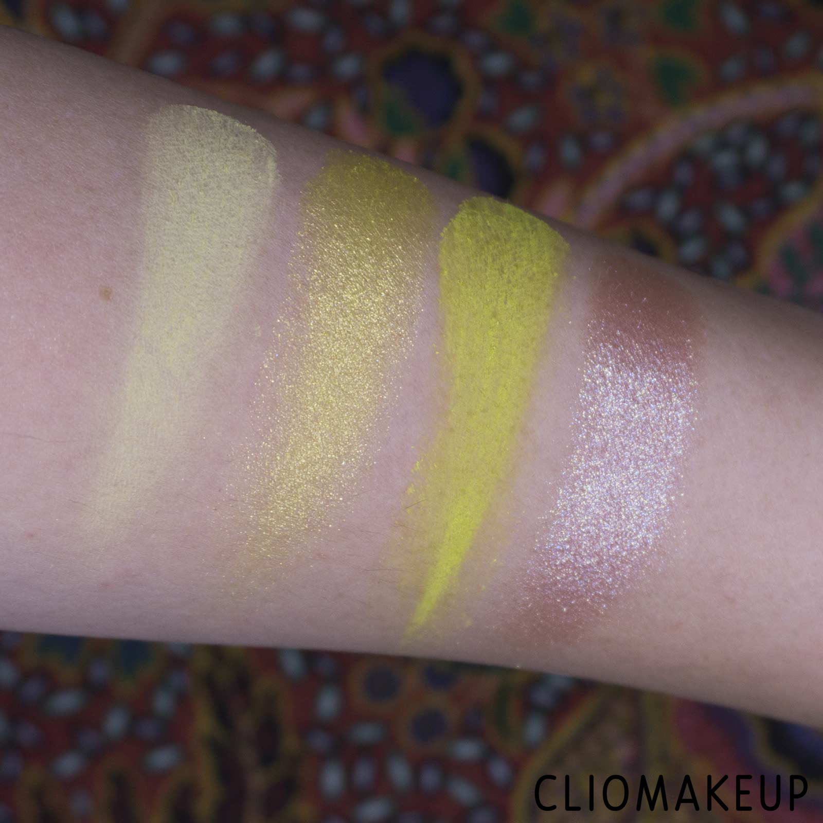 cliomakeup-recensione-palette-huda-beauty-neon-obsessions-neon-green-7